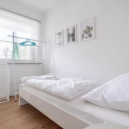 B16 Workers Apartman